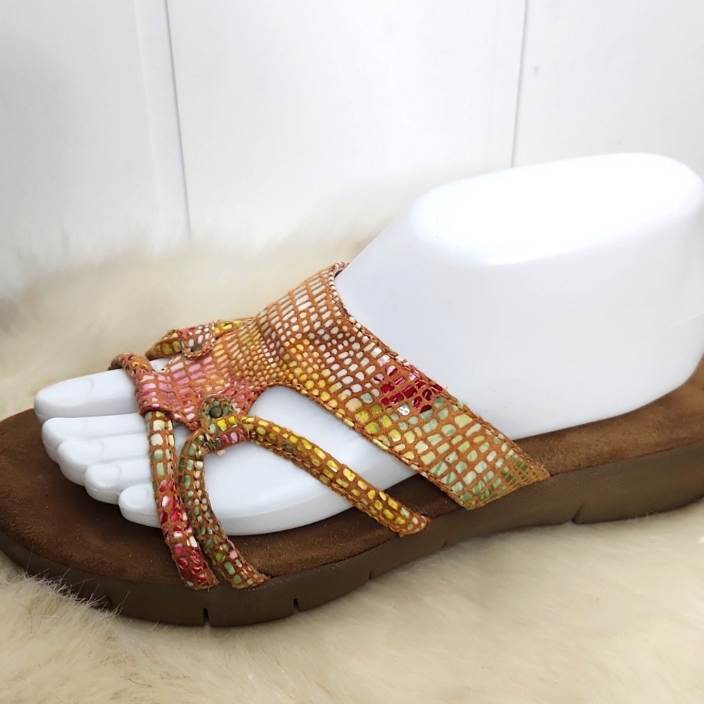 Y2K Floral Aerosoles Western boho chic slip on studded Floral Thong sandals
